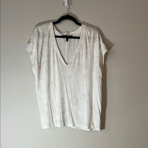 White House Black Market white  Cap Sleeve power Tee w cream floral print